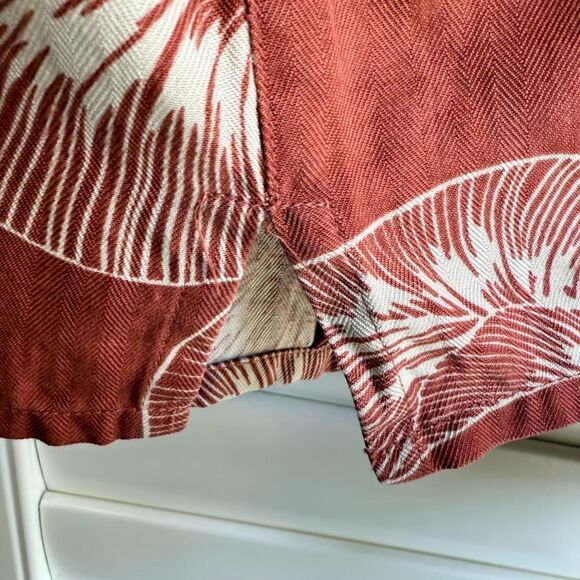 Vintage 100% Silk Button-Down Shirt in Red & White Leaves size L by Paradise - Picture 5 of 7